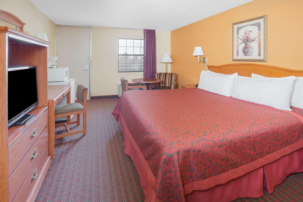 Sunrise Extended Stay Серси Экстерьер фото