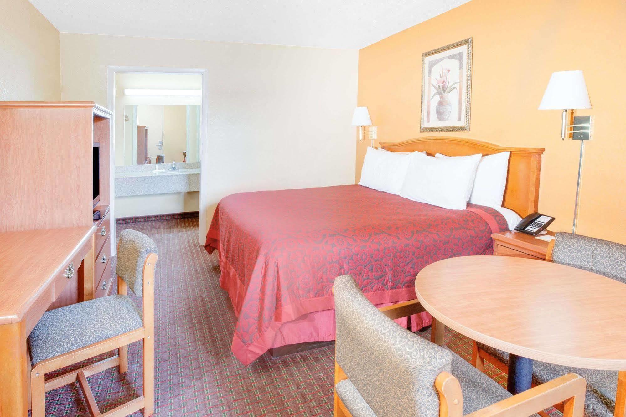 Sunrise Extended Stay Серси Экстерьер фото